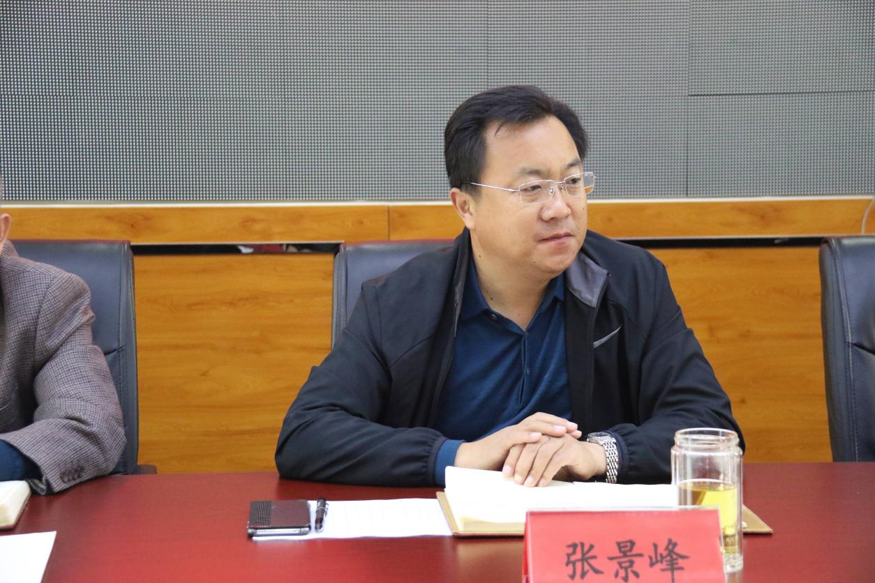 出彩官庄学先进办实事当先锋促发展官庄街道党工委理论