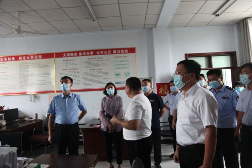 示范引领立标杆观摩学习共提升圣井街道召开重点工作推进会