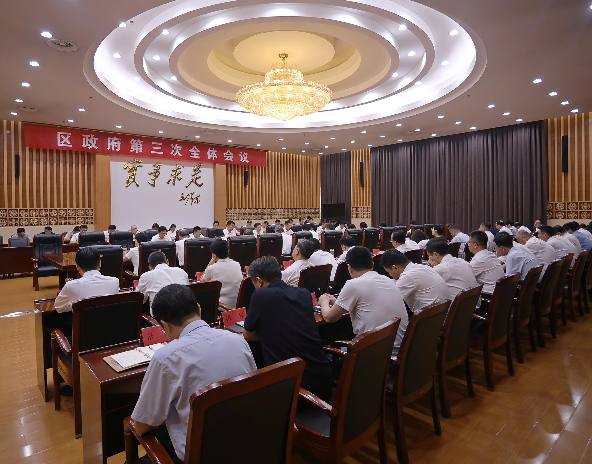 940521039.jpg 940521039.jpg