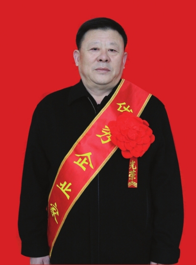 中共章丘市委章丘市人民政府关于表彰2012年度发展工业经济先进单位和